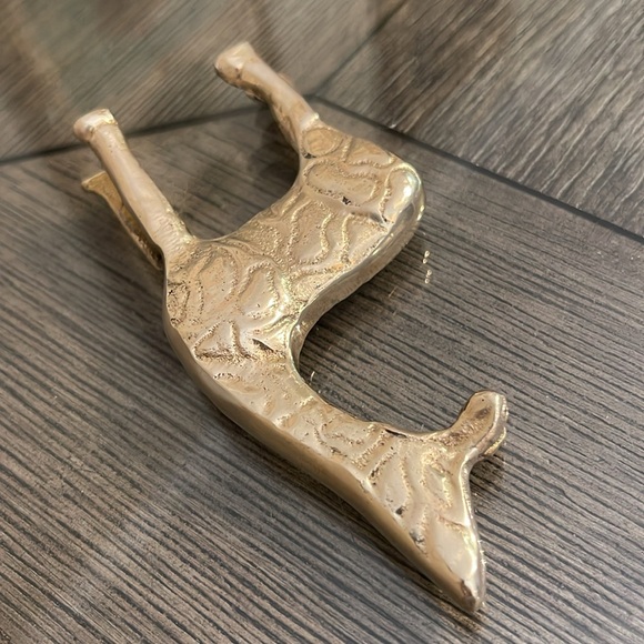 Vintage BRASS Baby Giraffe Sculpture Safari Decor Decorative Giraffe Figurine - Picture 15 of 16